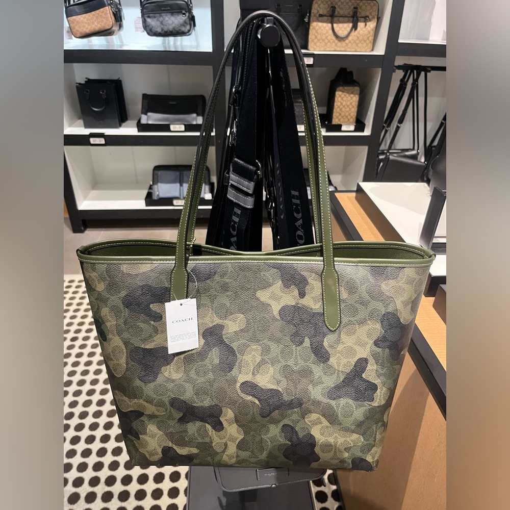 NWT Coach City Tote Bag In Signature Camo Print CV953 - Picture 4 of 7